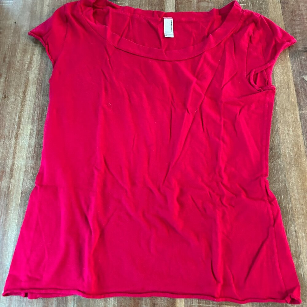 VTG Raspberry 100% Cotton Scoop Neck Cap Sleeve Tee w/ raw hem
